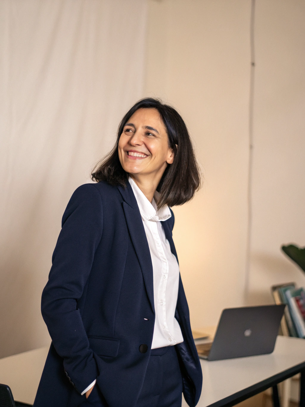 Portrait of Elena Rossi, Startup Analyst at Patten Media