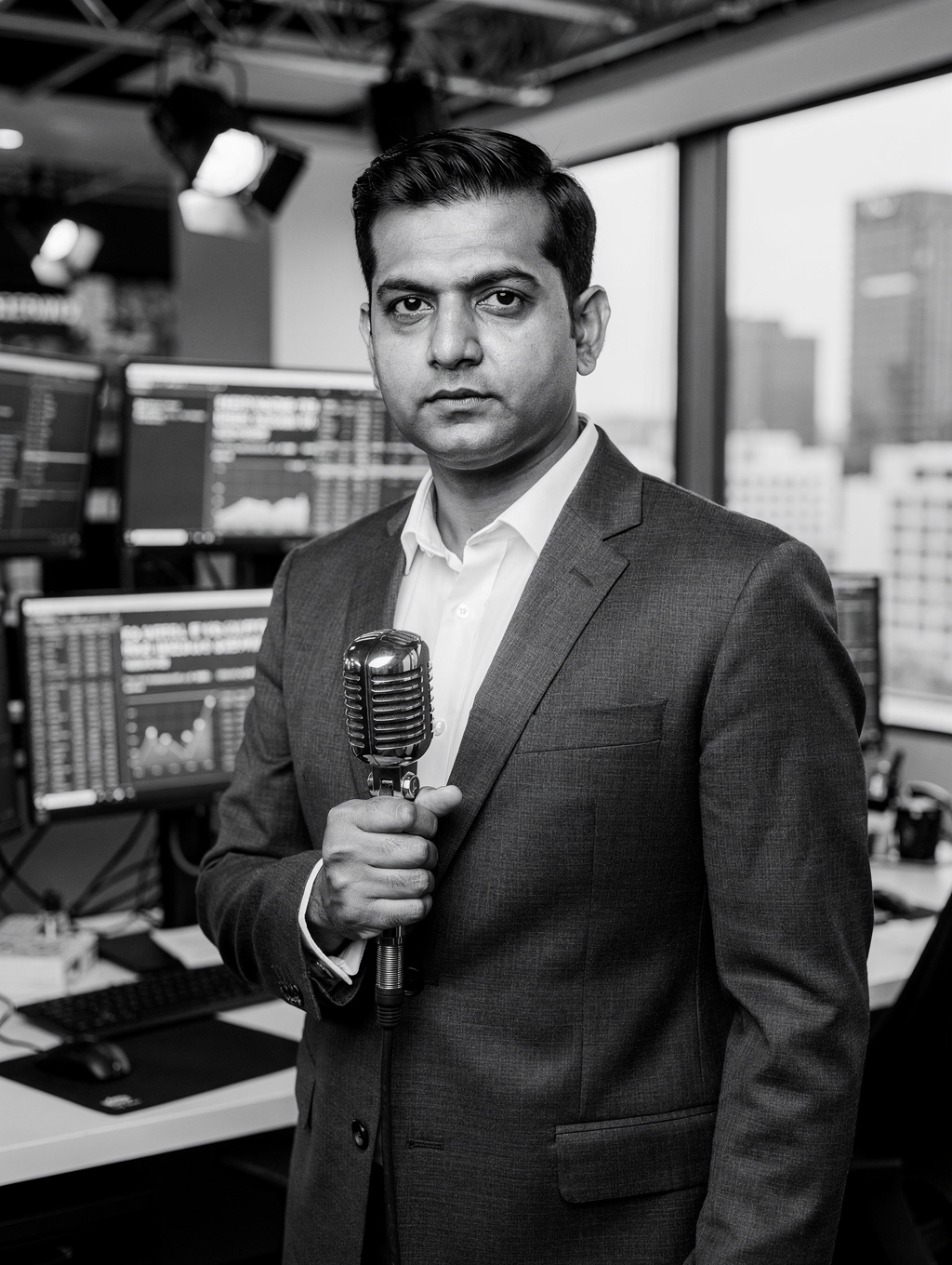Portrait of Marcus Thorne, Tech Correspondent at Patten Media